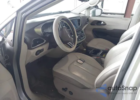 2017 Chrysler Pacifica Touring-L from USA, damaged, VIN 2C4RC1BG2HR515548